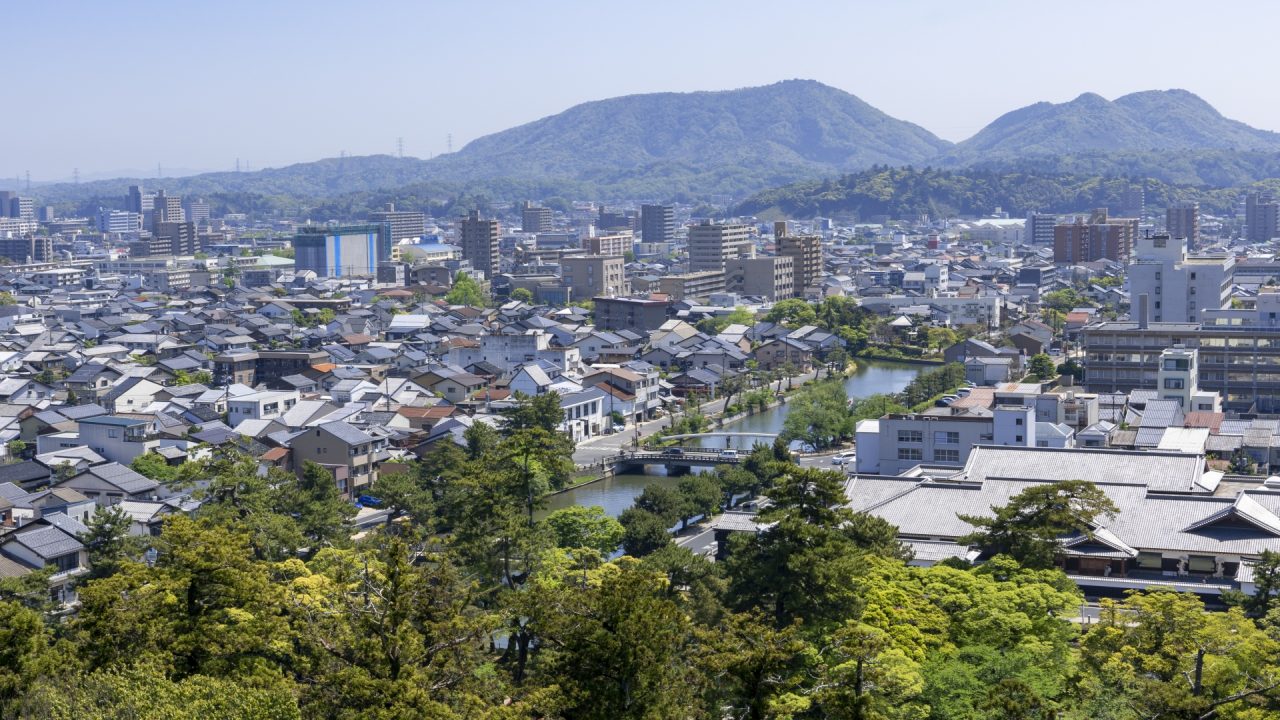 松江城から見た松江市の風景の様子