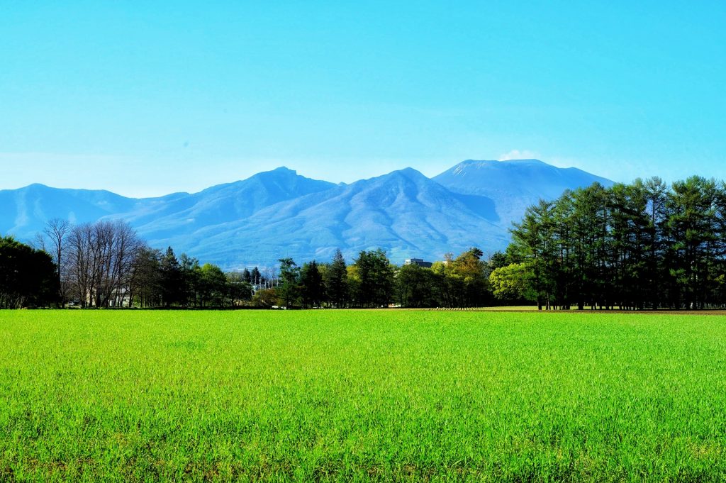 長野県佐久市　浅間山の様子