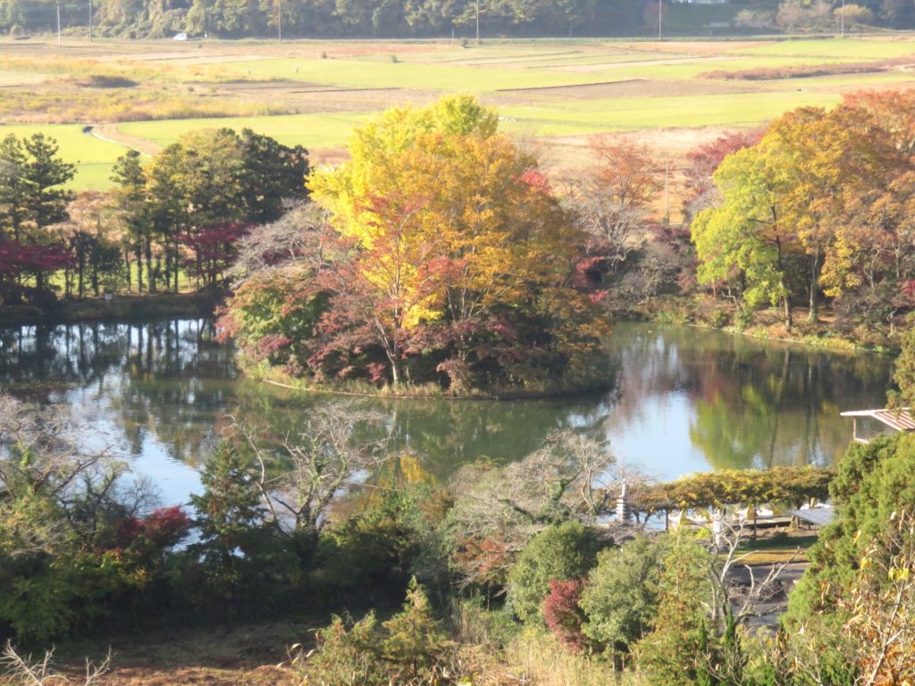 磯山弁財天から